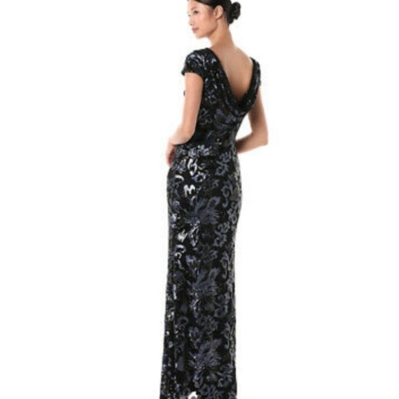 Calvin Klein Dresses & Skirts - Calvin Klein cap sleeve sequin gown